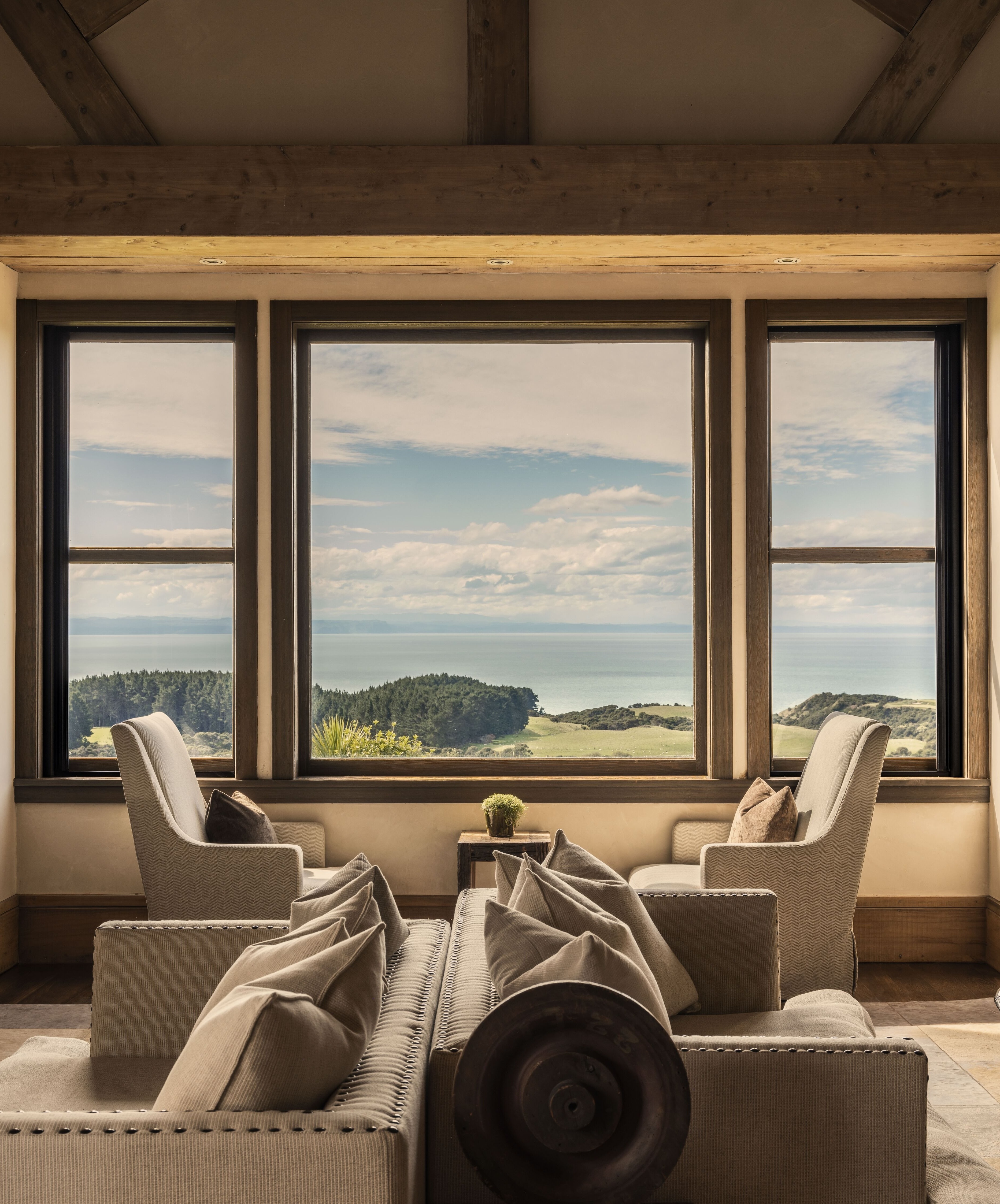 Cape kidnappers lounge lodge