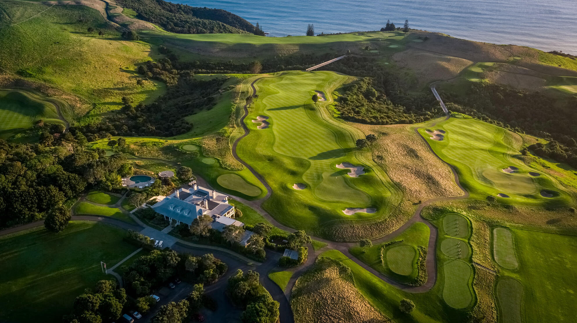 Kauri cliffs 1 dt